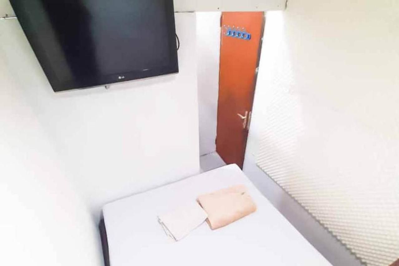 Royal Mas Hayam Wuruk Hotell Jakarta Exteriör bild